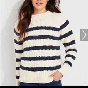 NWT Vineyard Vines Blue and Cream Cable-Knit Crew Neck Fisherman Sweater